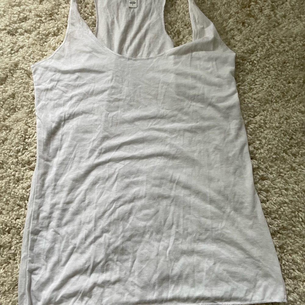 Bella+Canvas tank top. Size S